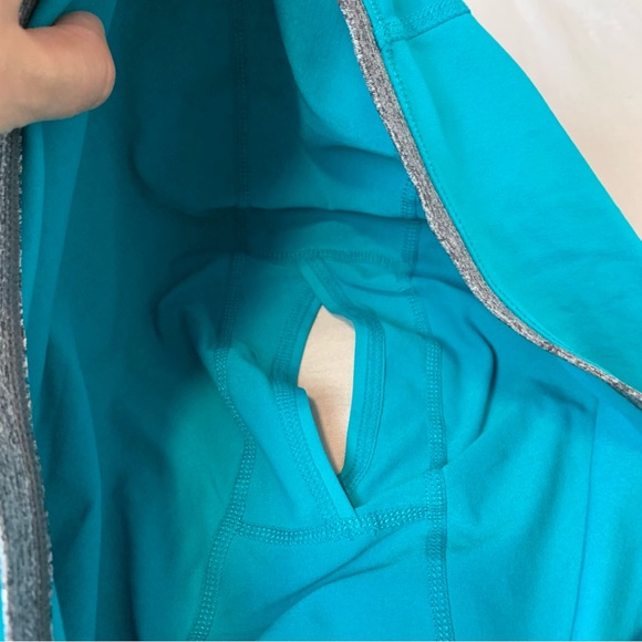 Lululemon run track hoodie turquoise colour size 8 - Picture 5 of 7